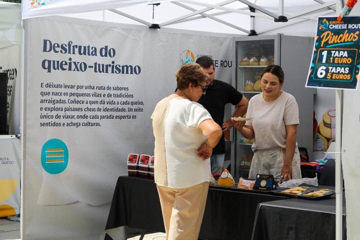 La Feria del Queso inunda las calles de Fuentasaúco La Feria del Queso inunda las calles de Fuentasaúco