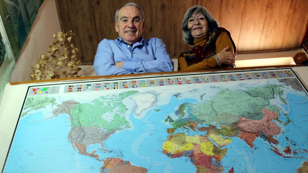 Una pareja de Manresa visita todos los países del mundo: "Viajar es conocer, no juzgar y atrapar todo lo que puedas"