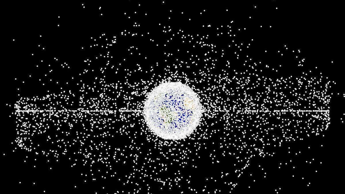 Imágenes GEO de la basura espacial situada a 35 kilómetros de altitud sobre el planeta Tierra.