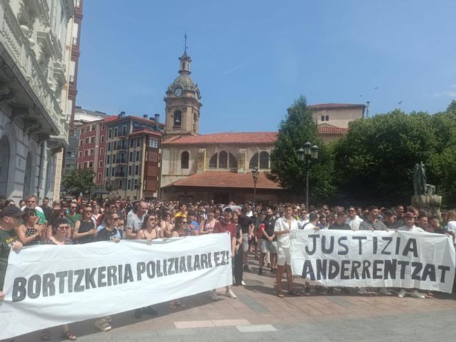 Un joven muere tras ser disparado con un táser por la Policía Local de Saturtzi