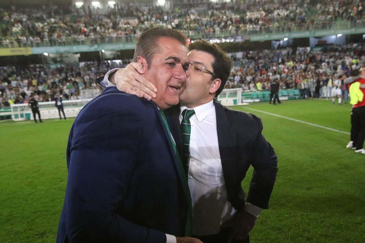 La fiesta de la salvación del Córdoba CF, en imágenes