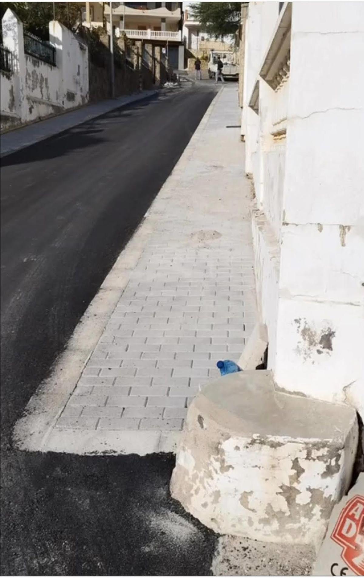 Uno de los viales del barrio de Sant Josep de la Vall d'Uixó que han experimentado mejoras recientes.