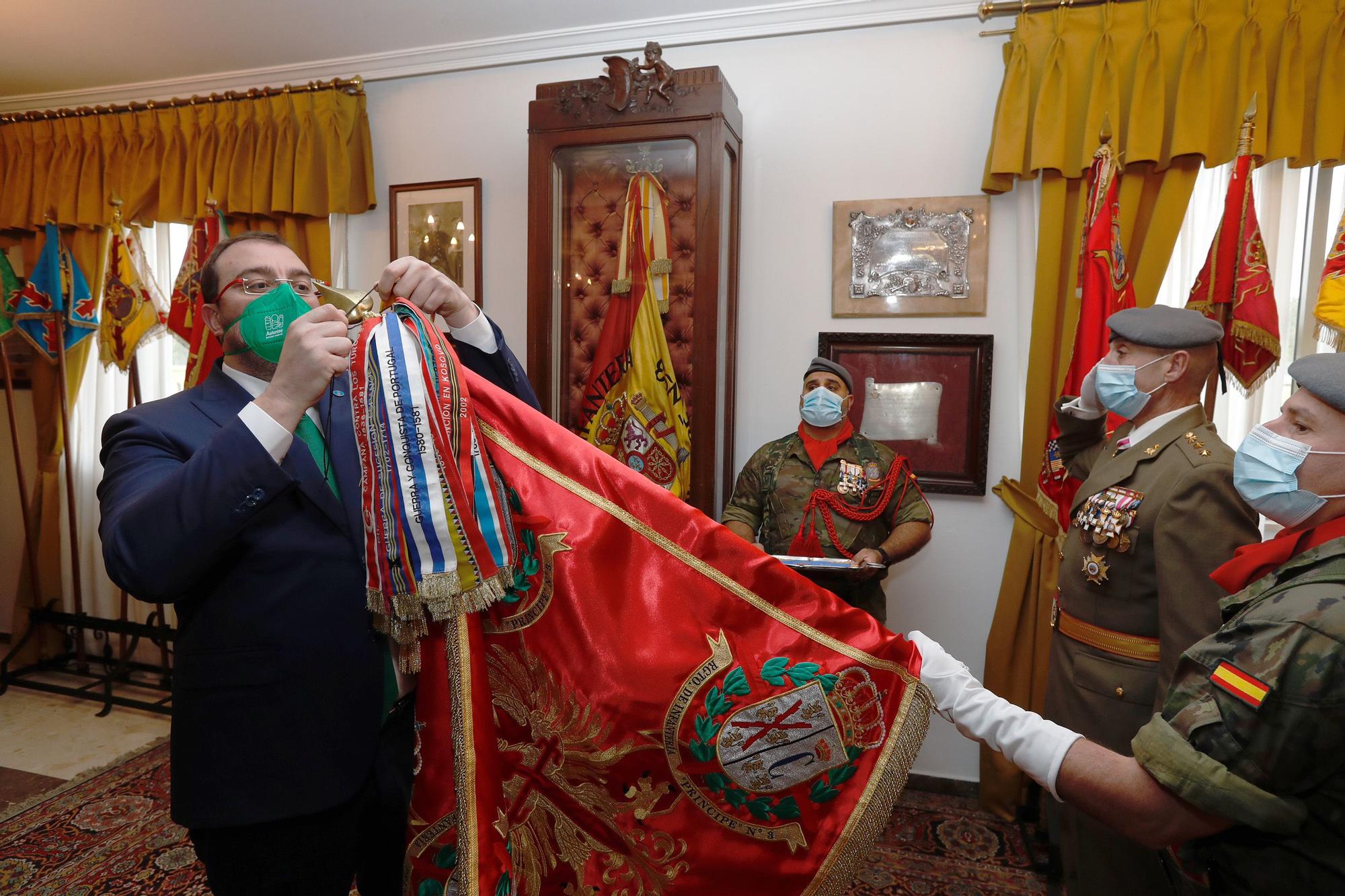 Adrián Barbón  en los actos conmemorativos de la festividad de la Inmaculada Concepción, patrona del Arma de Infantería, en Cabo Noval