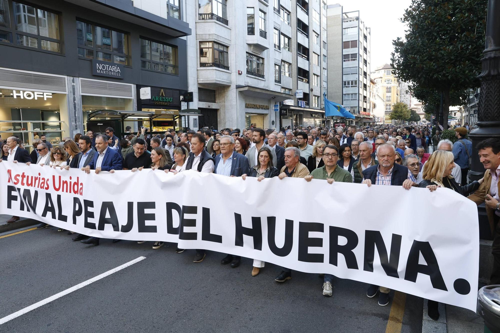 EN IMÁGENES: así fue la gran movilización contra el peaje del Huerna en Asturias