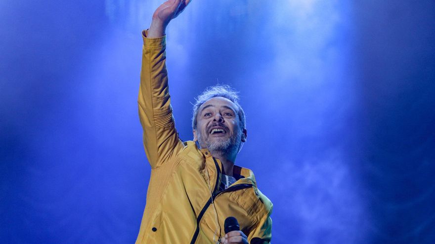 Love of Lesbian agota las 5.000 entradas para su concierto masivo en Barcelona &quot;sin distancia social&quot;