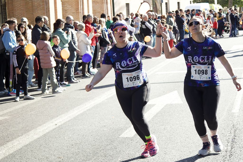 Las imágenes de la llegada a meta de la Carrera de la Mujer de Murcia 2024