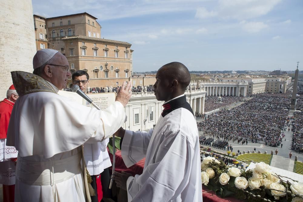 El papa Francisco en la misa de Pascua