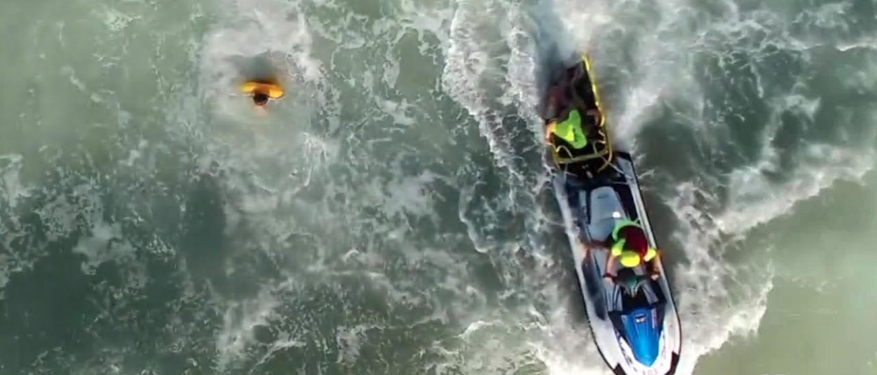 Rescatan con dron a dos menores del Port de Sagunt.
