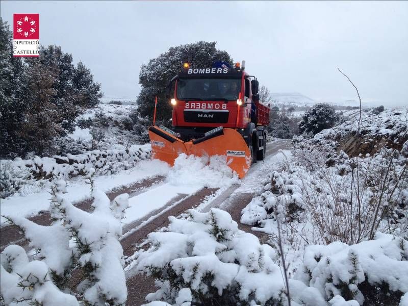 GALERÍA DE FOTOS -- Nieve en la provincia