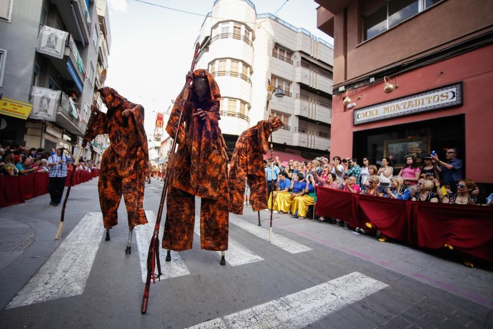 Los Realistas entraron en la ciudad con un boato donde los caballos y la sangre azul de las tropas musulmanas fueron los protagonistas