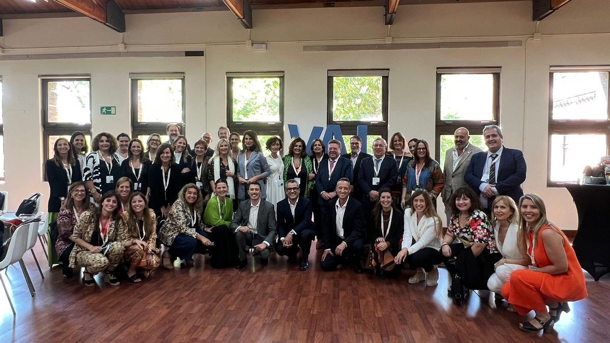 Equipo del programa Mujeres Valientes Go al Mercado de Zurich Seguros