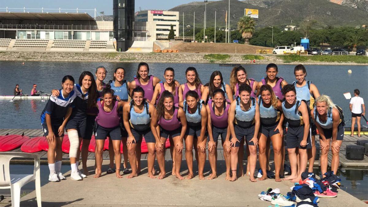 El equipo femenino del Espanyol pasó una jornada especial en Castelldefels