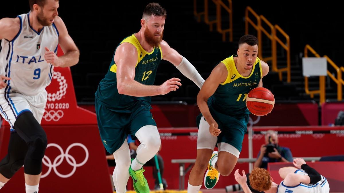 Dante Exum (derecha), durante un partido de Australia en los Juegos Olímpicos