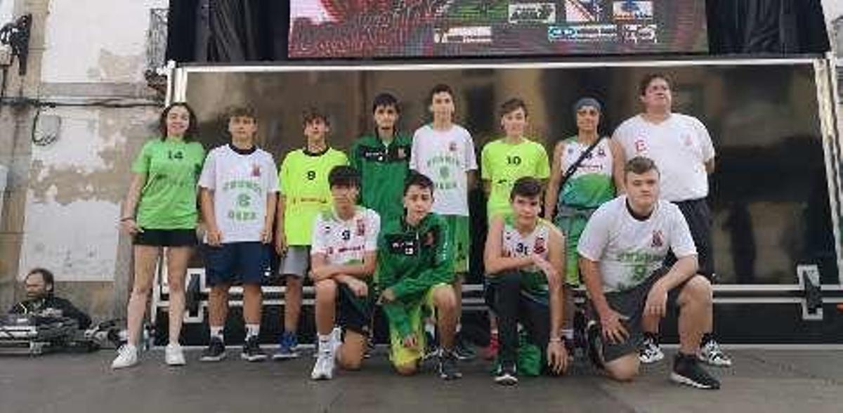Plantilla cadete del La Robleda Basketdeza.