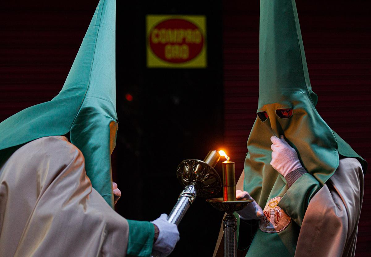 Cuatro Hermandades procesionan la tarde del Domingo de Ramos en Alicante