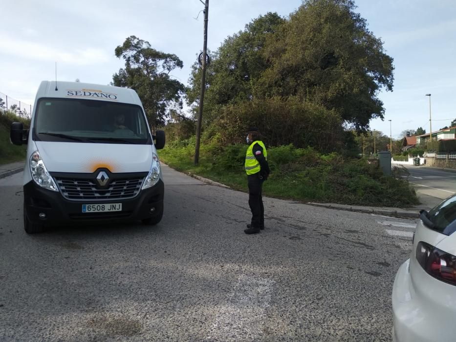 La policía vigila las salidas de las ciudades asturianas cerradas