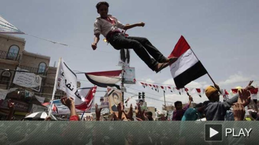 Miles de yemeníes celebran la marcha de Saleh