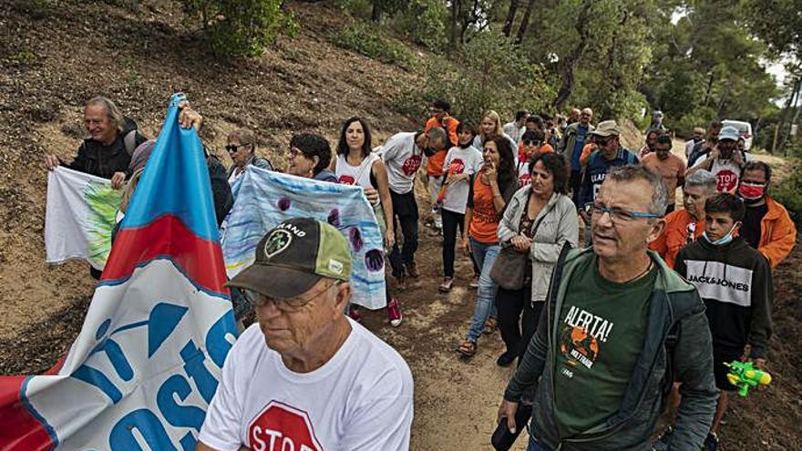 Acció a Lloret per reclamar el dret de pas a Can Juncadella | DAVID APARICIO