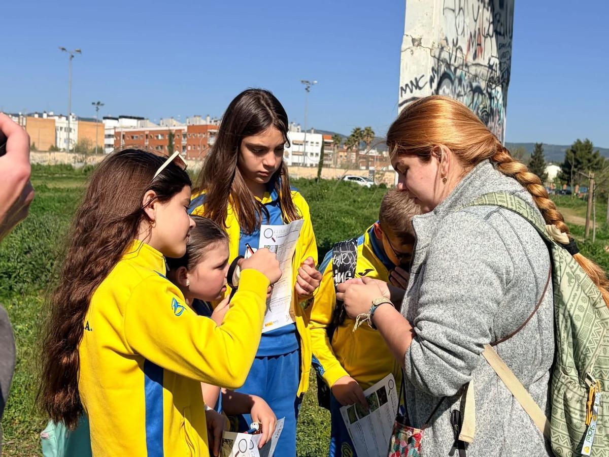 Alumnado del colegio Séneca de Córdoba, durante su participación en el proyecto 'Planeta Barrio'.