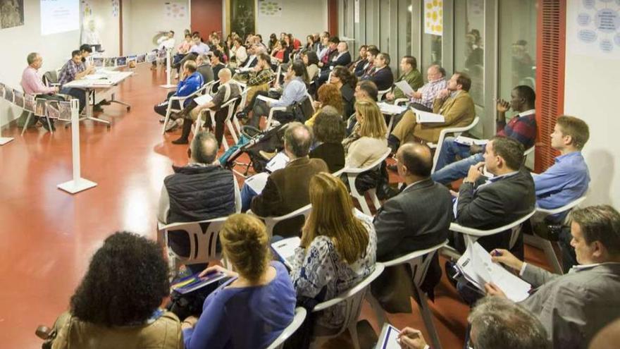 Presentación de la propuesta Eidus Coruña, en noviembre, en el centro Ágora.