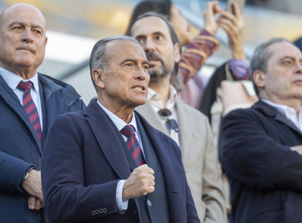 El Barça demana castigar els àrbitres