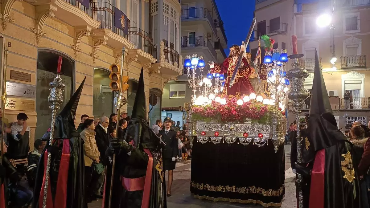Un Martes Santo en Orihuela con banda sonora y una Sentencia renovada