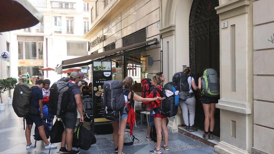 Turistas en la capital.