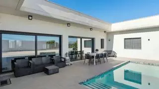 Espectacular casa en venta en Torreagüera con piscina, circuito de motocross, sala para Influencers, gimnasio y espacio para aparcar tu lancha