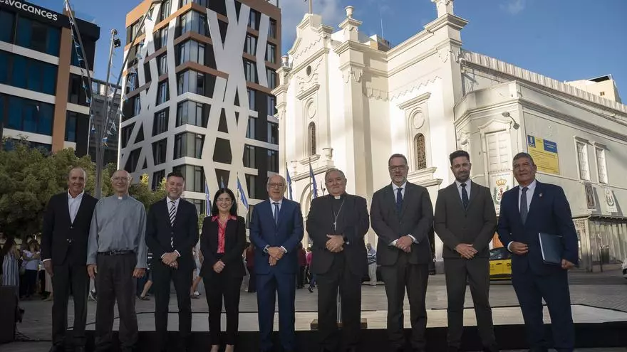 La Iglesia de La Luz muestra su rostro más radiante