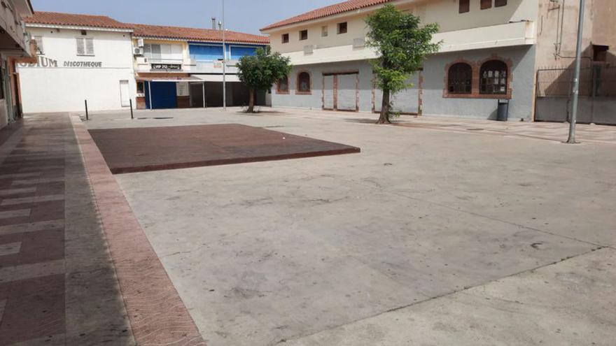 Un grup de veïns de l’Estartit, en contra de l'obertura d’una mesquita al centre del poble