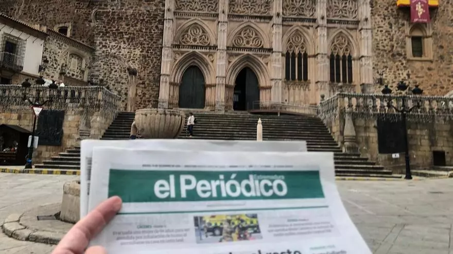 Guadalupe premia la labor de El Periódico Extremadura por la promoción de sus caminos