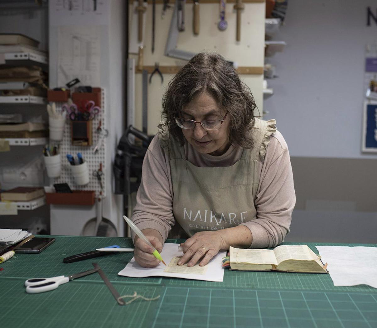 Naikare, el taller que ressuscita els llibres ferits