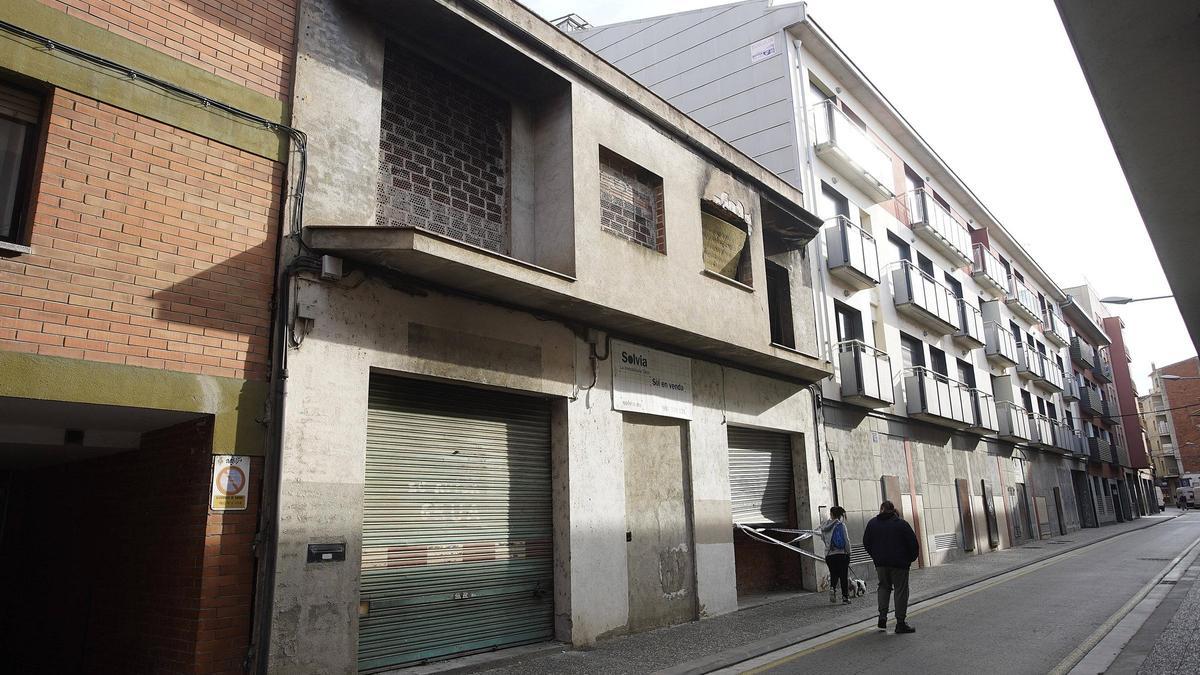 L'immoble conflictiu a la travessera de Santa Eugènia.