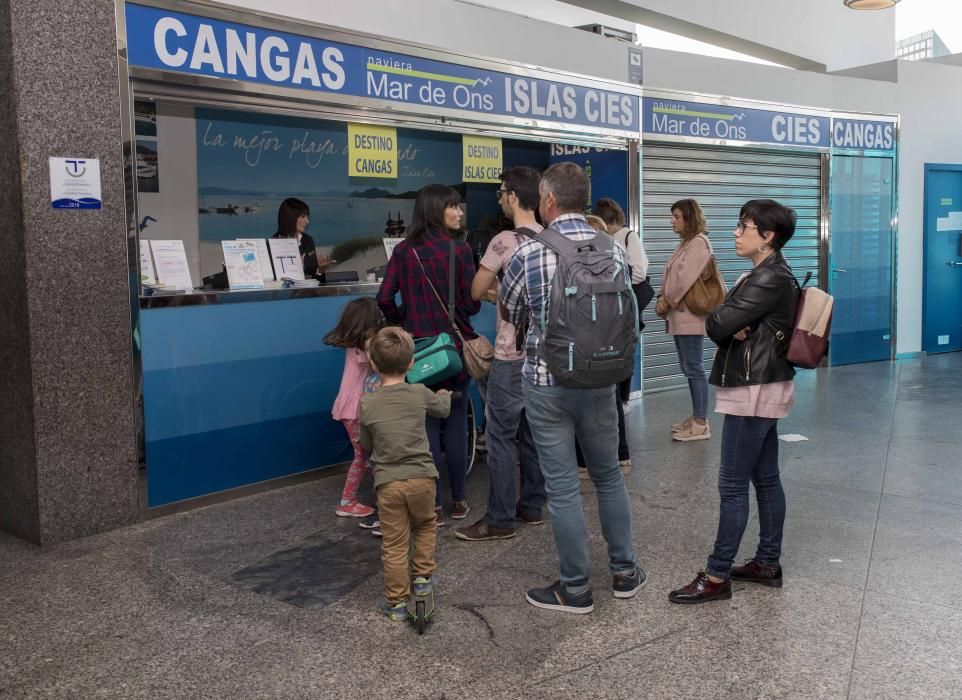 Turistas por el centro de Vigo