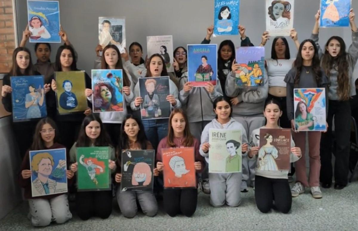 El alumnado ha rescatado la biografía de científicas que cambiaron la historia.