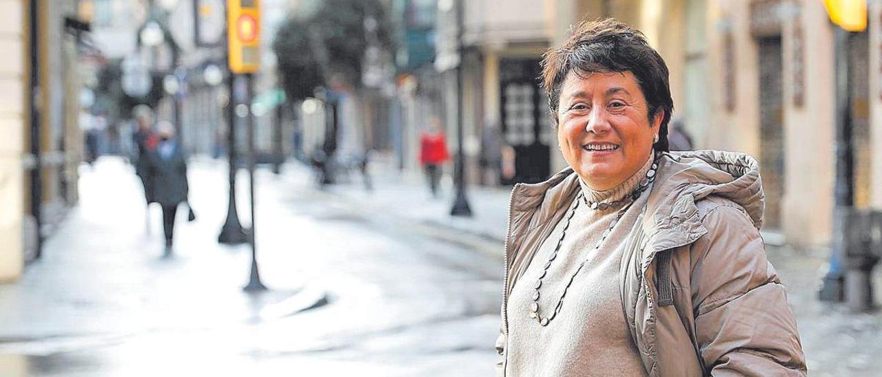 Carmen Moreno, en una calle de Gijón. | Marcos León