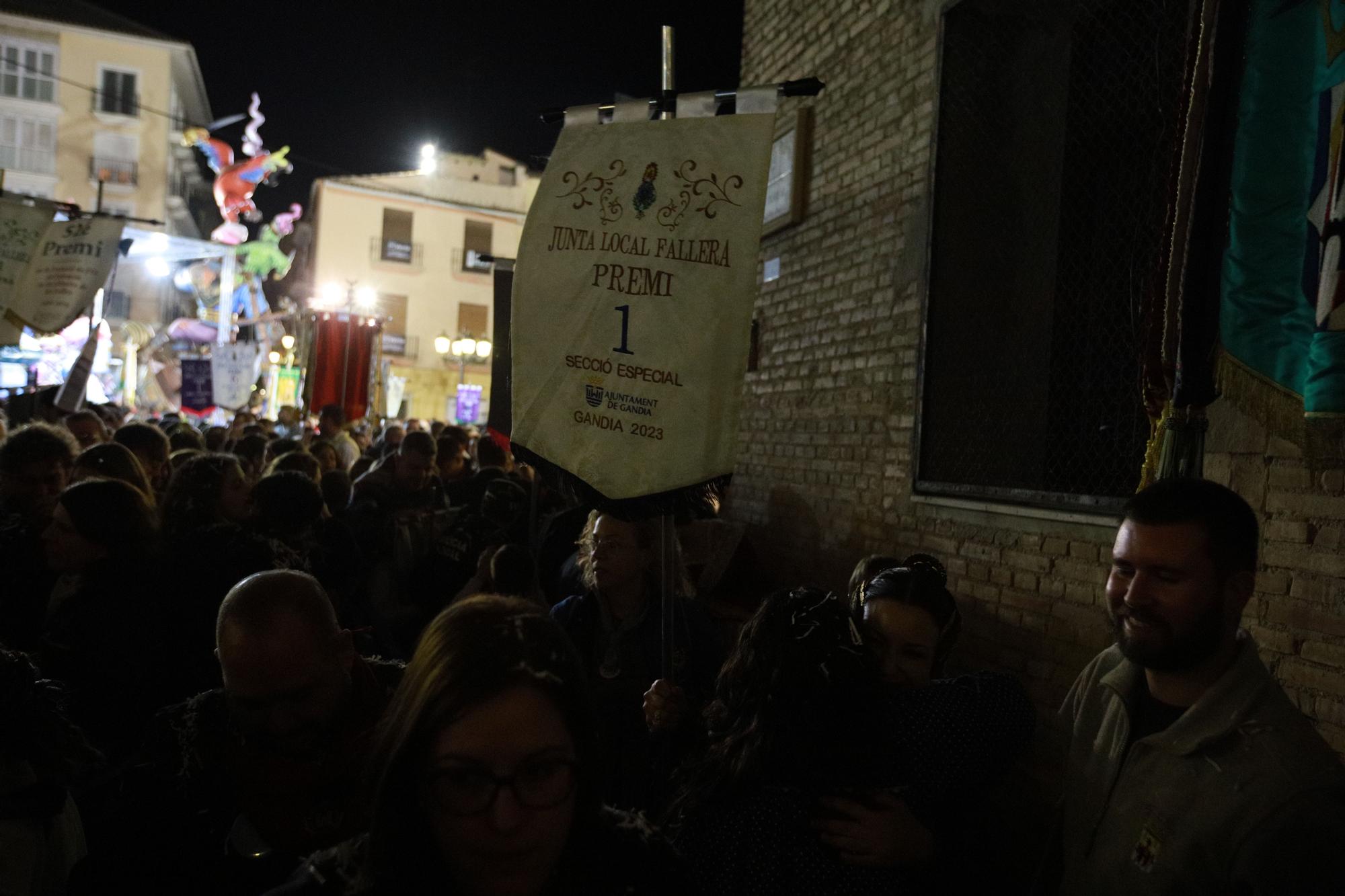 Todas las fotos de la entrega de premios falleros de Gandia