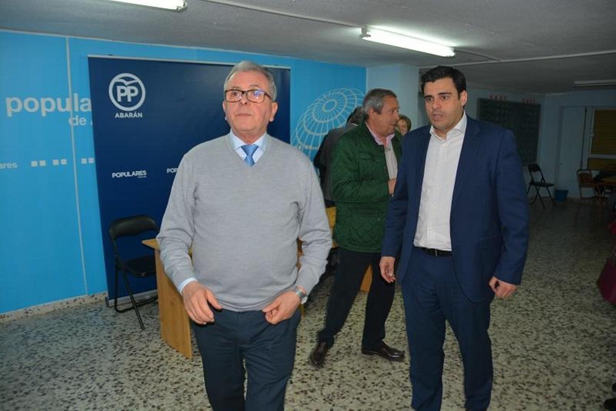 Molina y Zamora, tras el anuncio de la dimisión.