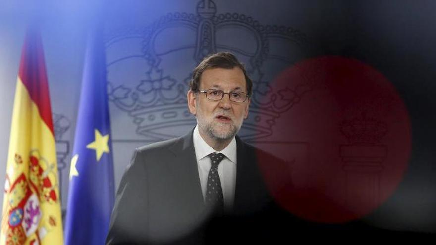 Rajoy promet vetllar pel compliment de la llei