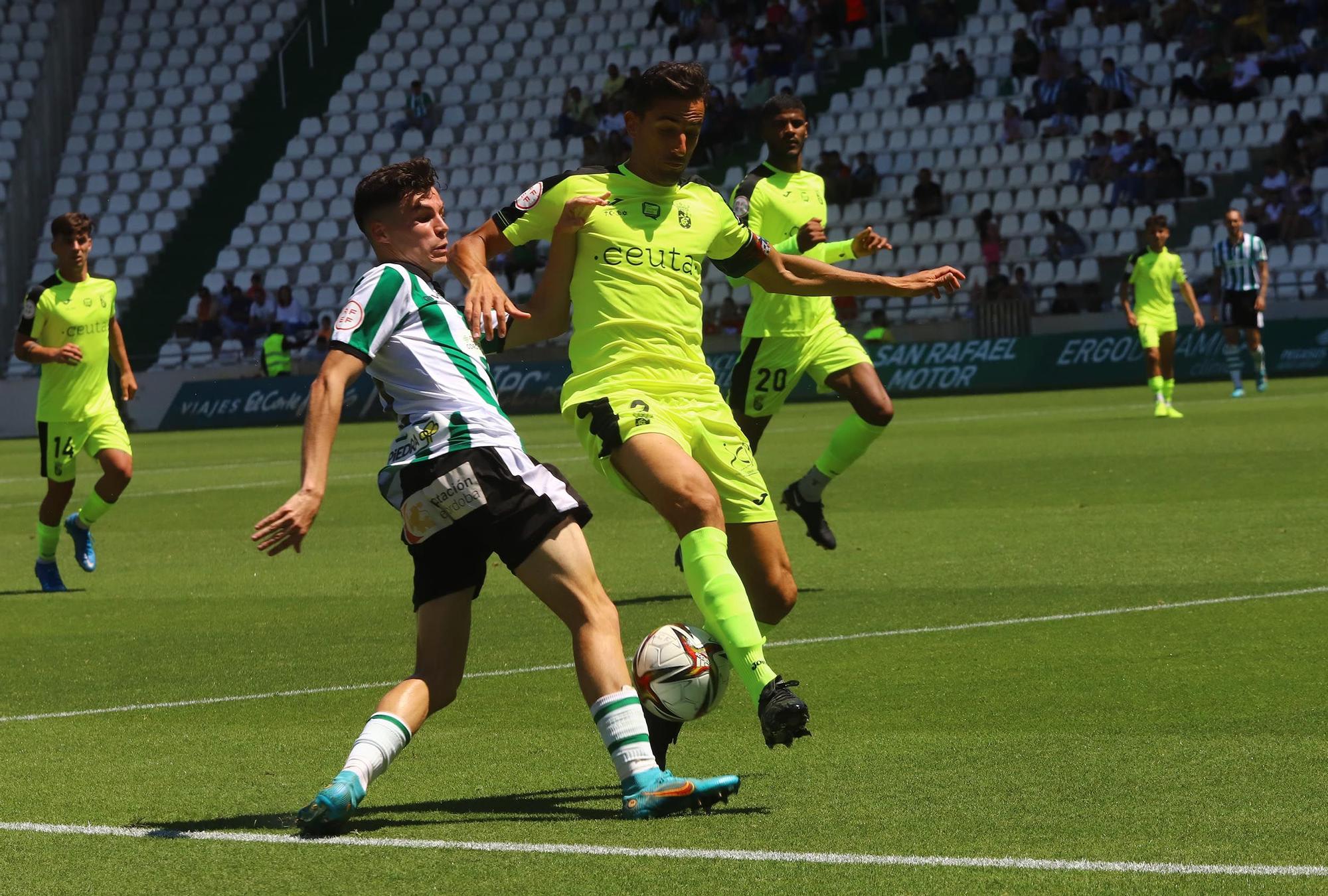 Las imágenes del Córdoba CF-AD Ceuta CF