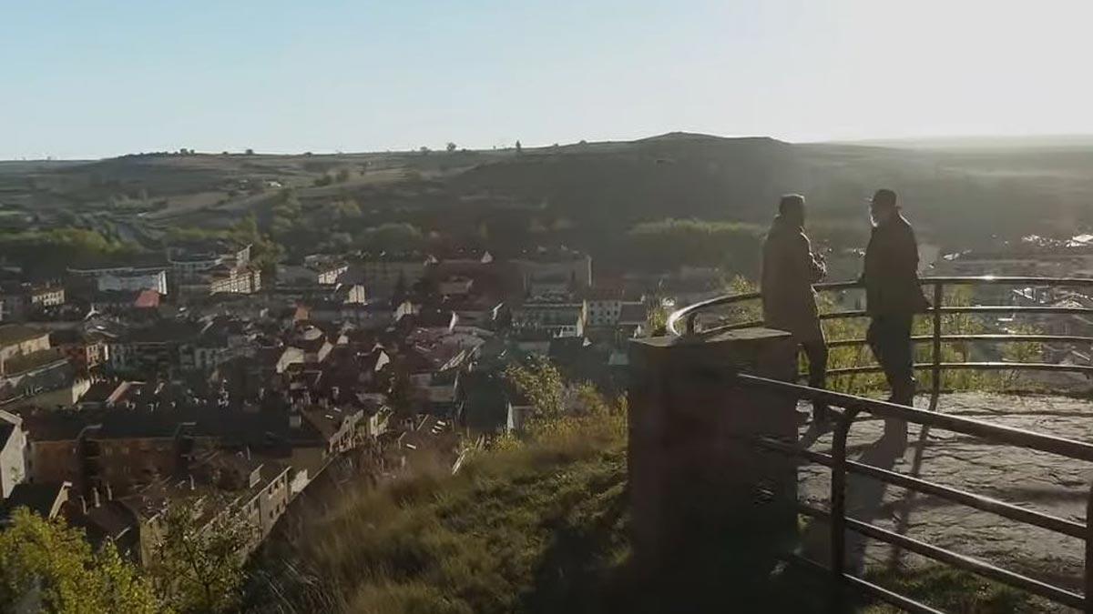 El pueblo de Briviesca (Burgos), en un fotograma de la campaña de Ferrero Rocher