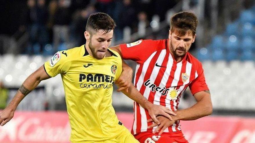El jugador del Villarreal Miguelón sufre un accidente de tráfico en Barcelona