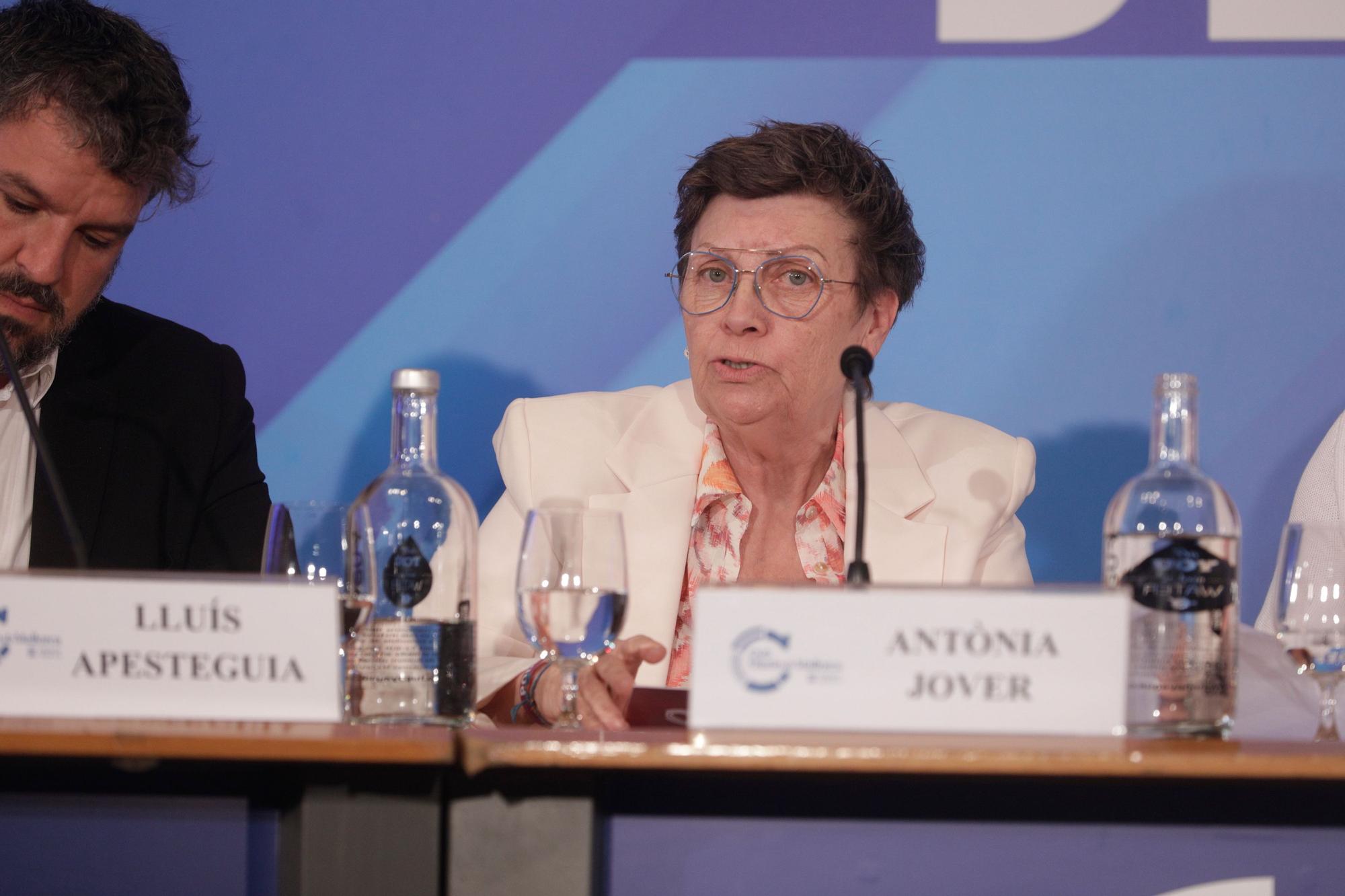 Antònia Jover, candidata de Podemos: «Apostamos por limitar la compra de vivienda a no residentes y los precios del alquiler»