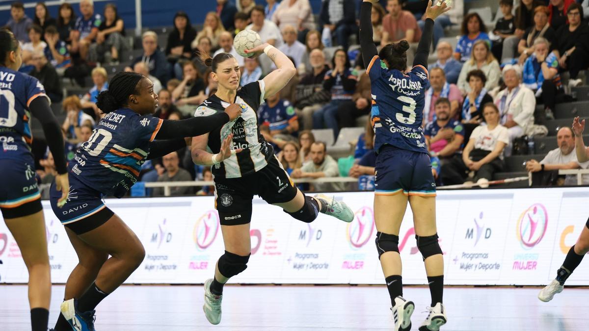 El Costa del Sol salió vivo de San Sebastián y ya piensa en remontar en Carranque.