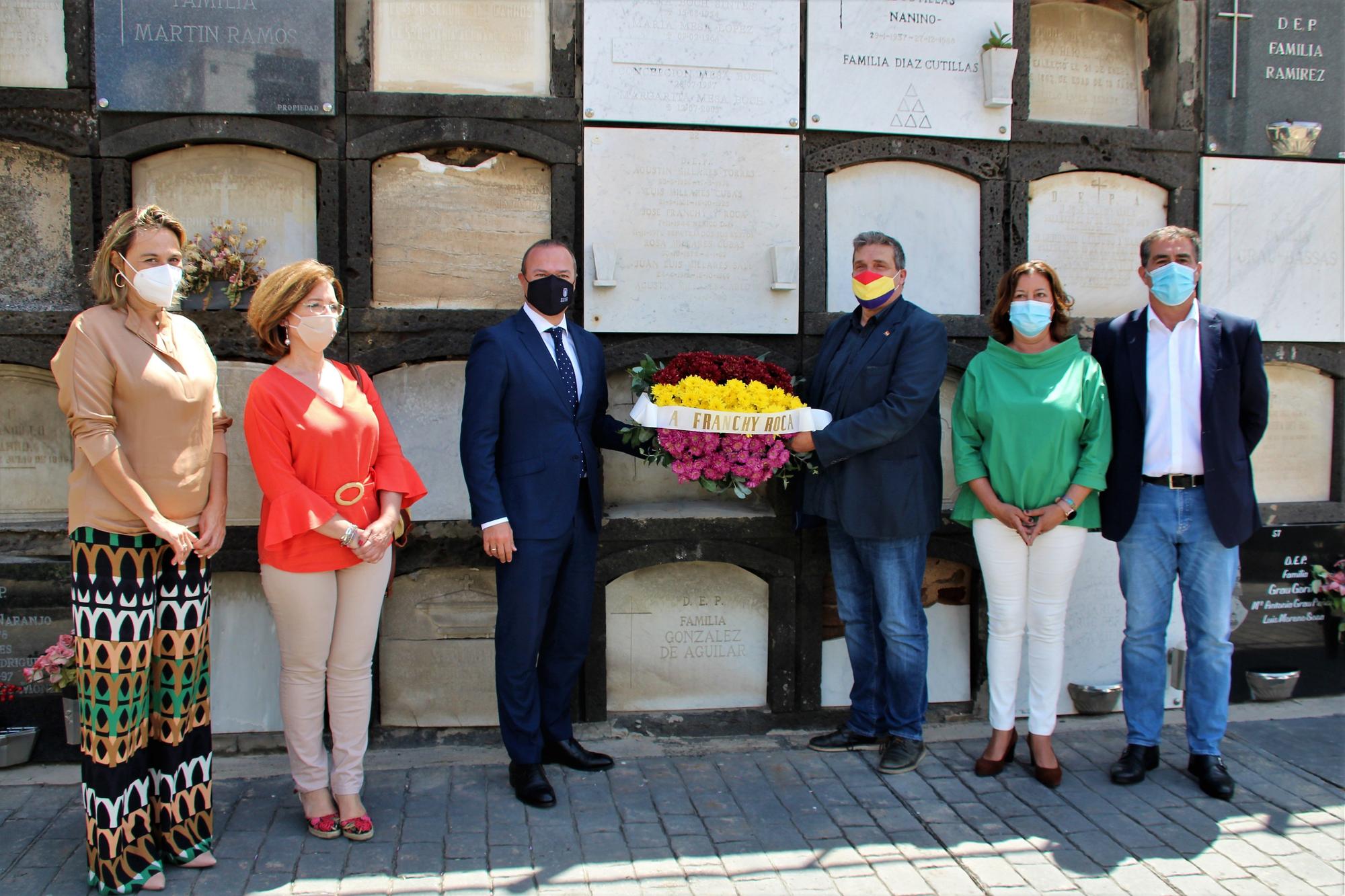 Homenajea a José Franchy Roca en el 90º aniversario de la proclamación de la II República