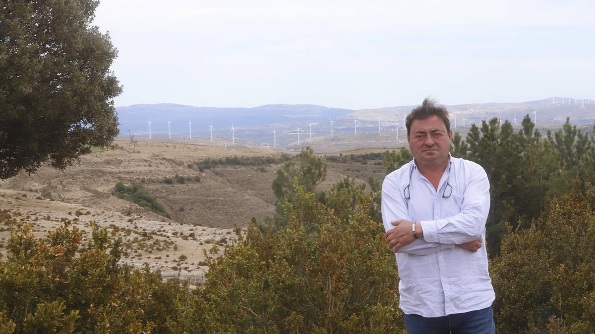 Ricardo Altabás, el alcalde de Cantavieja, uno de los ocho municipios del Maestrazgo aragonés donde Forestalia instalará el mayor parque eólico de todo el país.