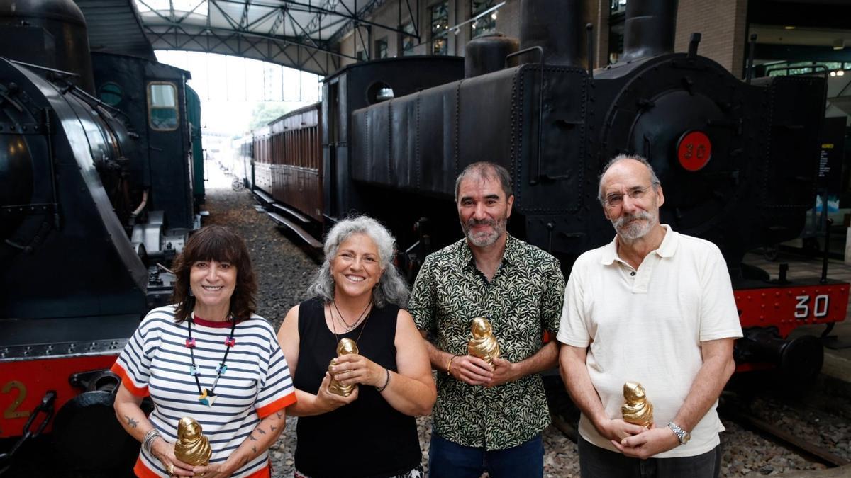 Por la izquierda. Rosa Montero, Rosa Pelegrín, Enrique Faes Díaz y Alfonso Mateo-Sagasta