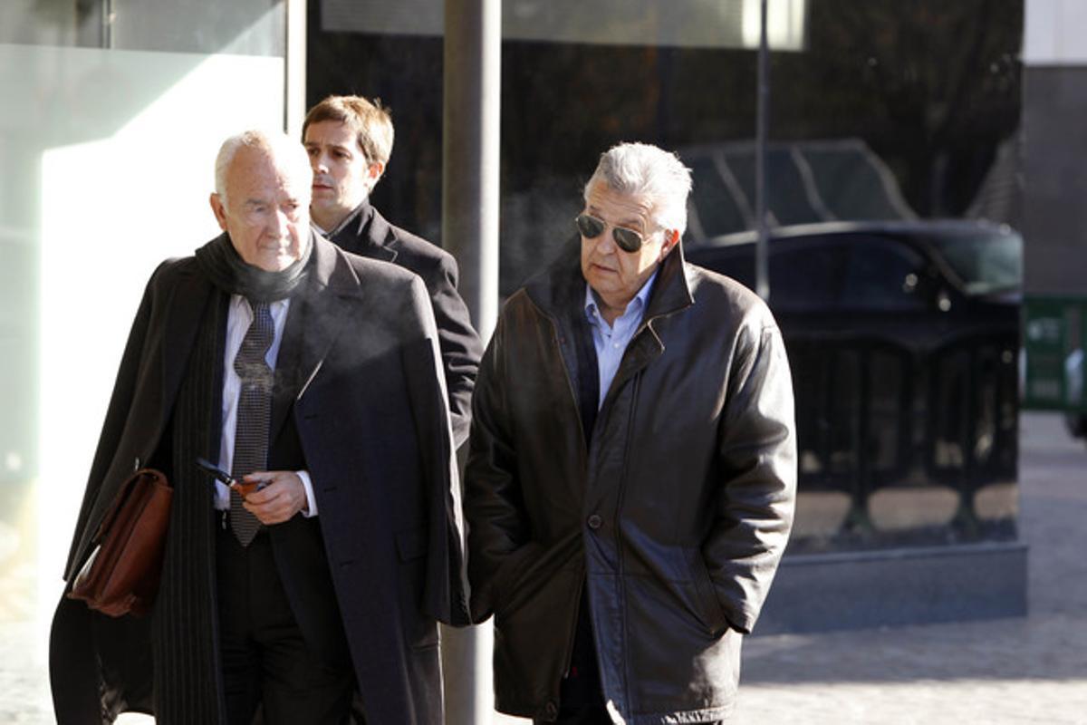 El tío de Manuel Bustos, Melquiades Garrido (derecha), acude a declarar por el ’caso Mercuri’, el pasado 3 de diciembre en Sabadell. El tío de Manuel Bustos, Melquiades Garrido (derecha), acude a declarar por el ’caso Mercuri’, el pasado 3 de diciembre en Sabadell.