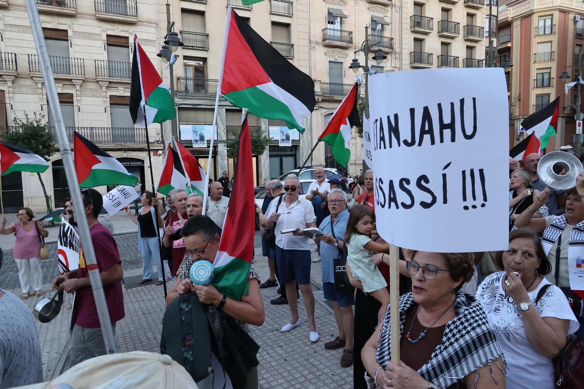 Concentración en Alcoy contra el genocidio en Gaza