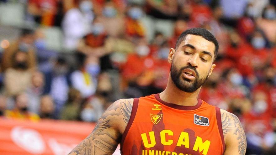 El brasileño Augusto Lima con la camiseta del UCAM, próximo rival del Unicaja en Liga.